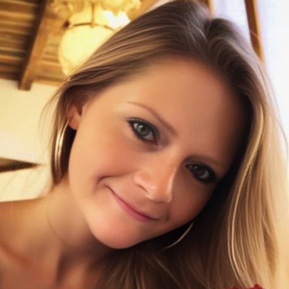 joycedolores04